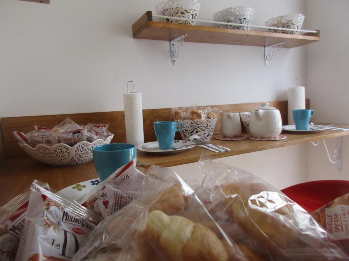 Il Borghetto Bed & Breakfast Napoli Bagian luar foto