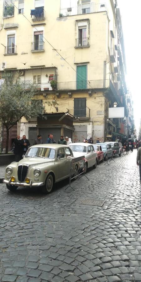 Il Borghetto Bed & Breakfast Napoli Bagian luar foto