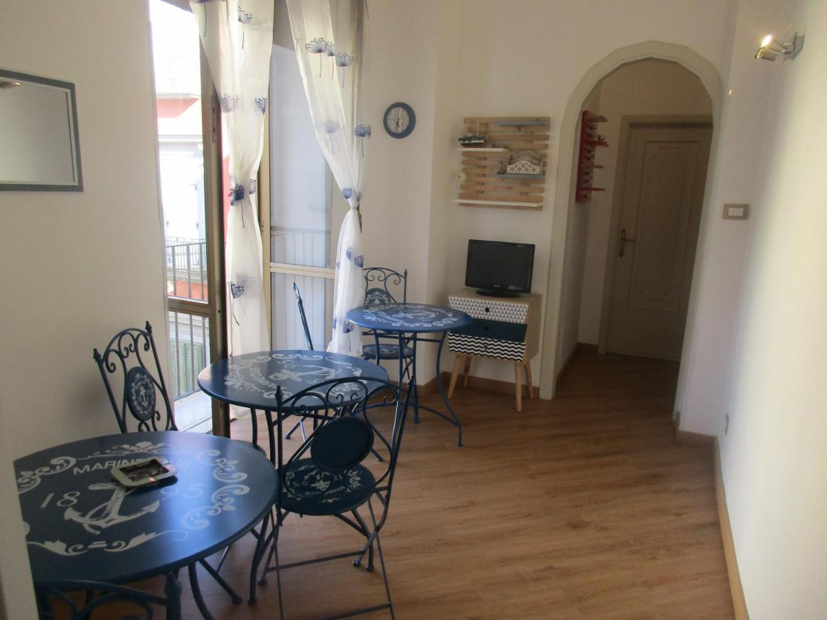 Il Borghetto Bed & Breakfast Napoli Bagian luar foto
