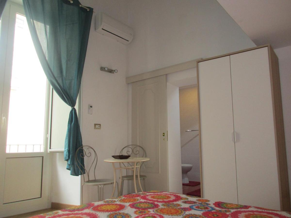Il Borghetto Bed & Breakfast Napoli Bagian luar foto