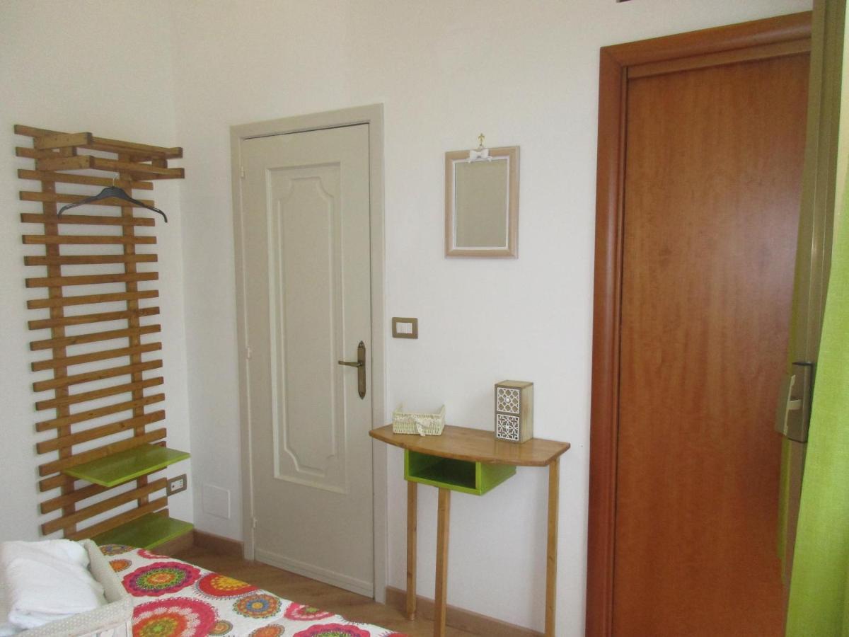 Il Borghetto Bed & Breakfast Napoli Bagian luar foto