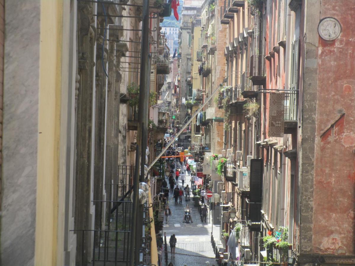 Il Borghetto Bed & Breakfast Napoli Bagian luar foto