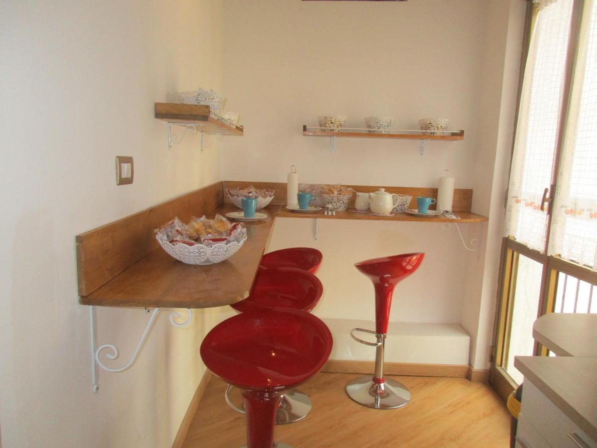 Il Borghetto Bed & Breakfast Napoli Bagian luar foto