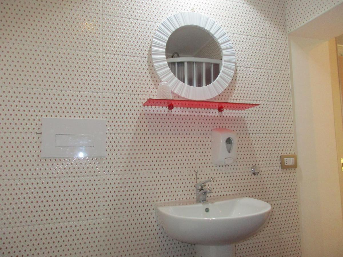 Il Borghetto Bed & Breakfast Napoli Bagian luar foto